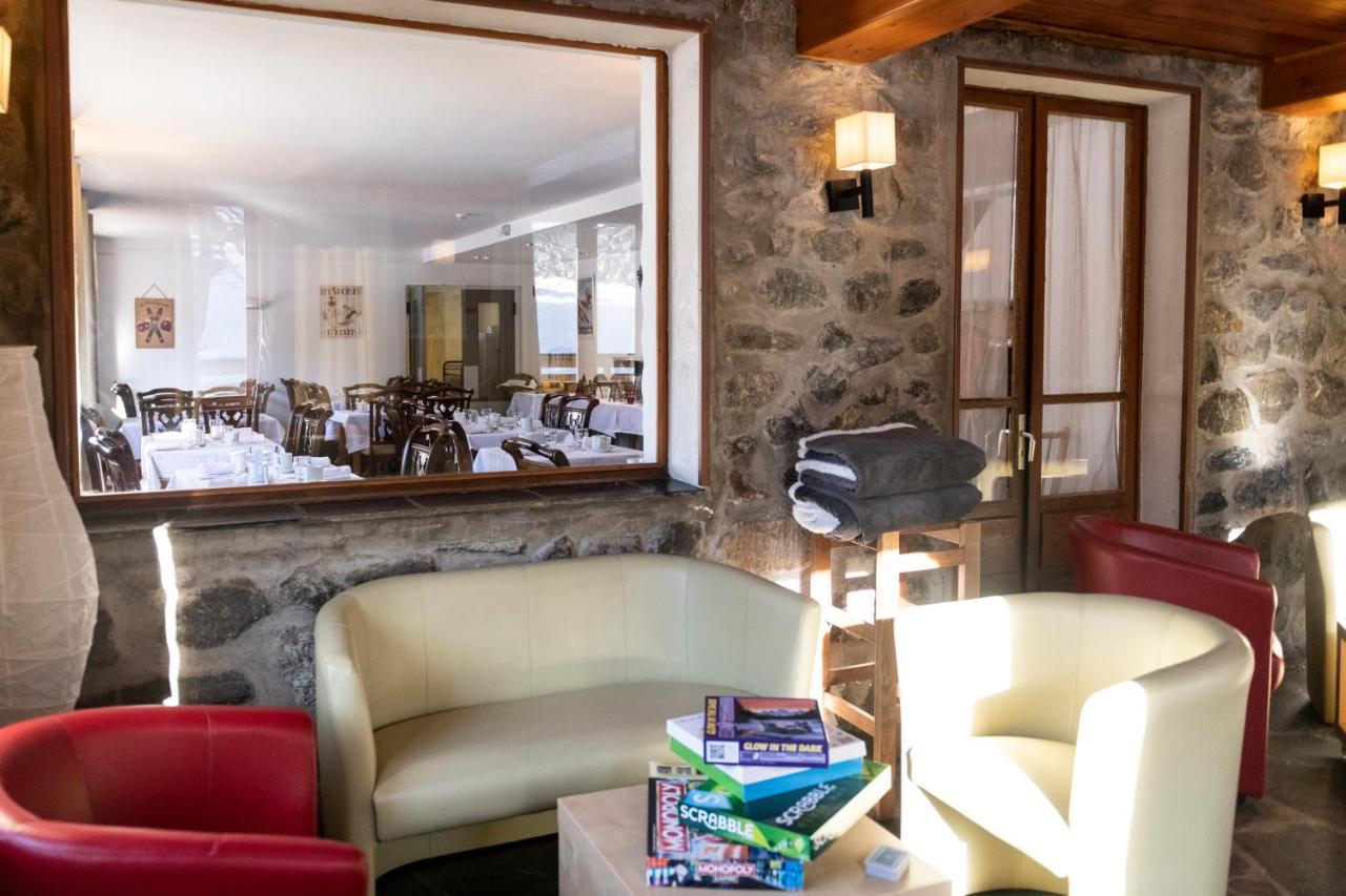 Hotel Le Genepi Мерибел Екстериор снимка