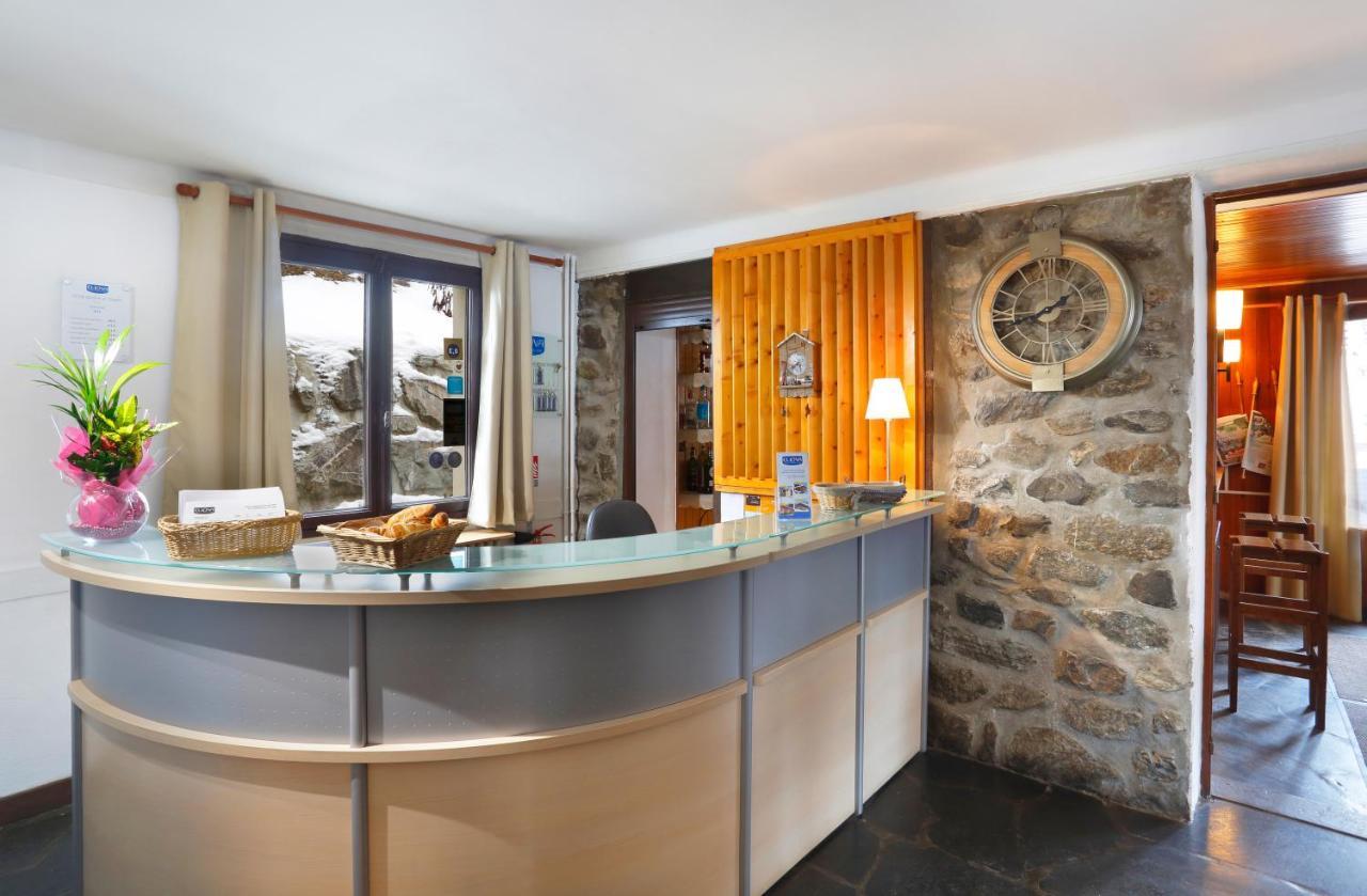 Hotel Le Genepi Мерибел Екстериор снимка